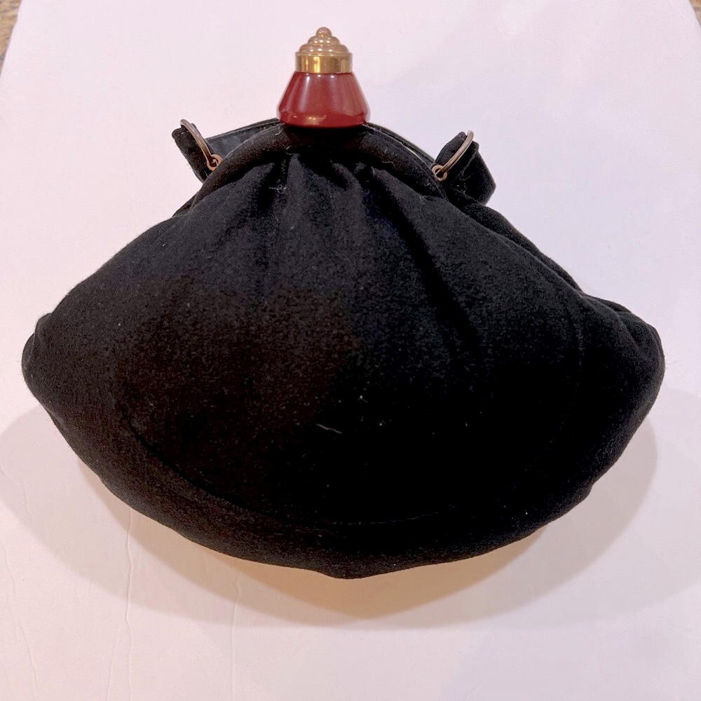 Wool purse with Bakelite clasp 1920’s to 1930’s